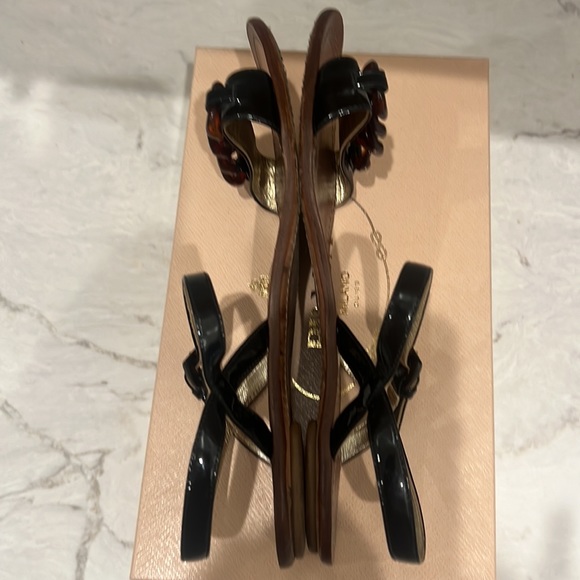 Prada Black Vernice Sandal - Picture 9 of 15